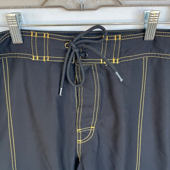 Brooklyn Men's 32 Shorts Black/Yellow Physical Science Surf Board Active Bottoms - Picture 8 of 15